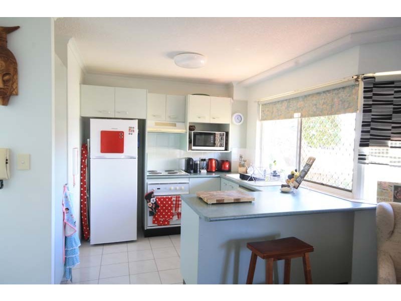 2/5 Cooma Tce – Anchors Aweigh, Caloundra QLD 4551
