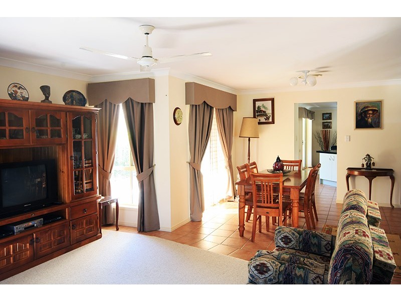 6 Bongaree Dve, Pelican Waters QLD 4551