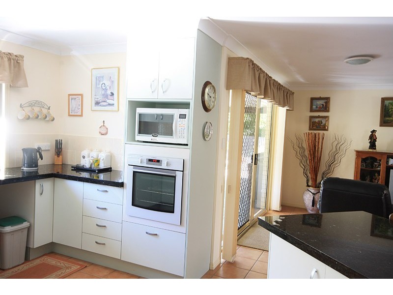 6 Bongaree Dve, Pelican Waters QLD 4551