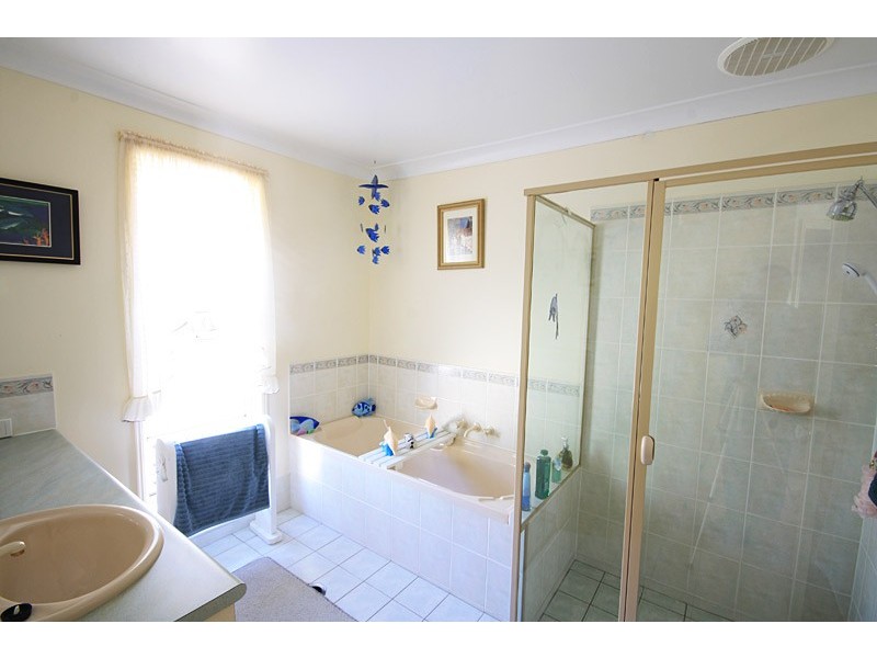 6 Bongaree Dve, Pelican Waters QLD 4551