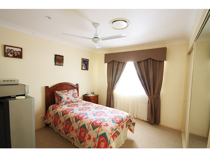 6 Bongaree Dve, Pelican Waters QLD 4551