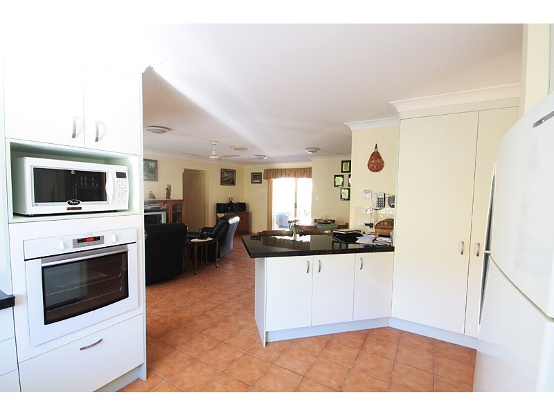 6 Bongaree Dve, Pelican Waters QLD 4551