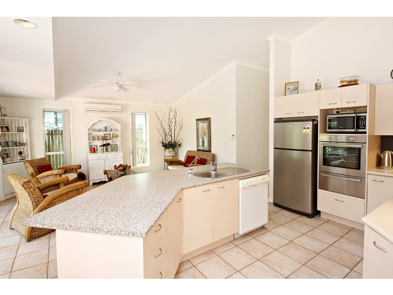 2 Redwood Court, Currimundi QLD 4551