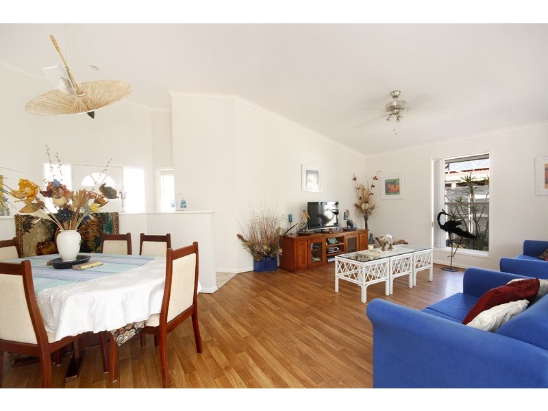 2 Redwood Court, Currimundi QLD 4551