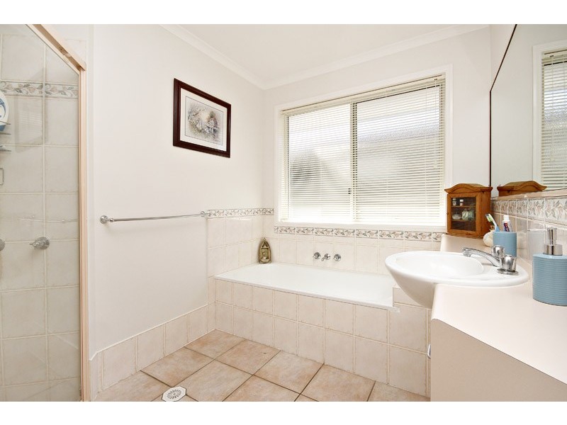 2 Redwood Court, Currimundi QLD 4551