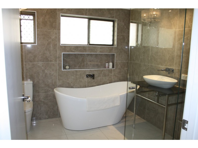 6/5 Saltair Street – Sevilla -, Kings Beach QLD 4551