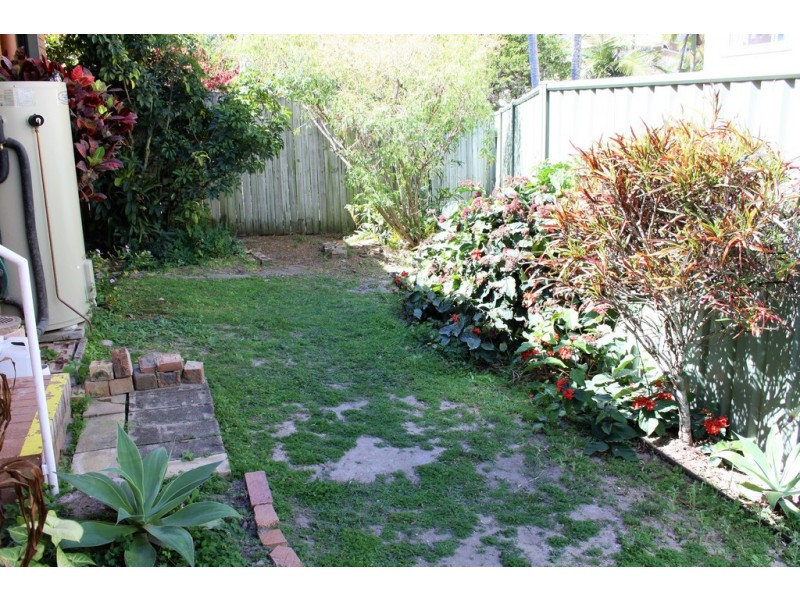 6/5 Saltair Street – Sevilla -, Kings Beach QLD 4551