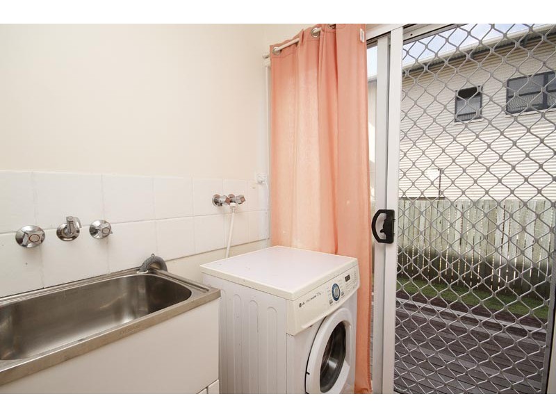 18 Elizabeth Street, Dicky Beach QLD 4551