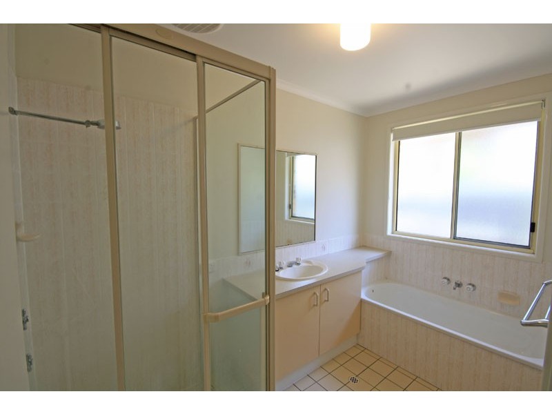 14 Arinya Street, Wurtulla QLD 4575
