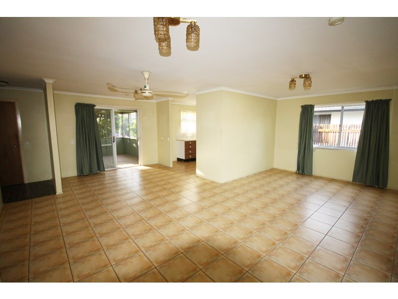 7 Naroon Cres, Wurtulla QLD 4575