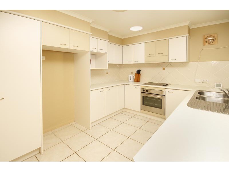 25 Honeywood Court, Currimundi QLD 4551