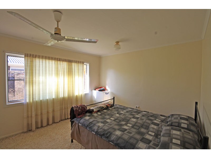 8 Flinders Street, Currimundi QLD 4551