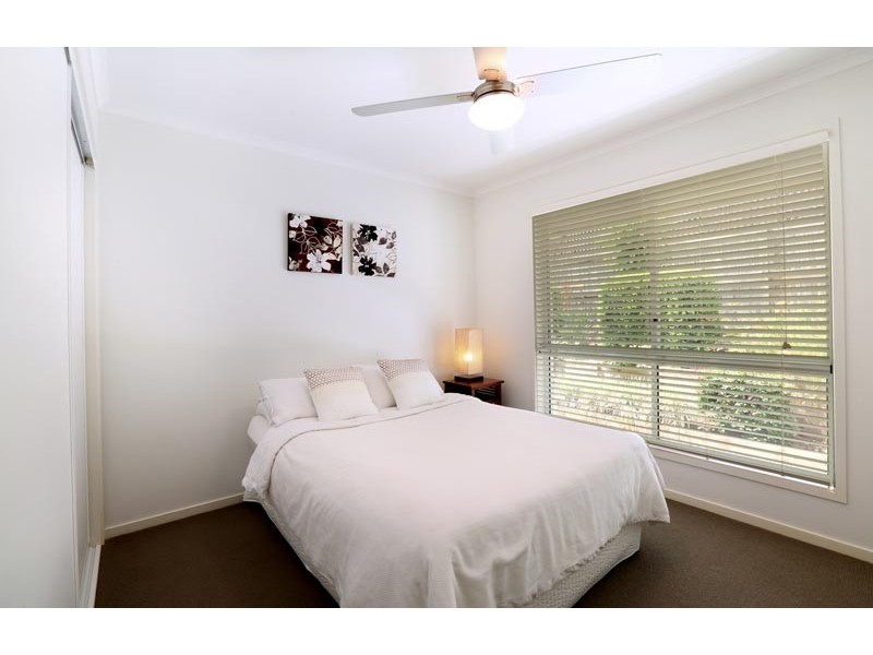 25 Tenkate Drive, Little Mountain QLD 4551