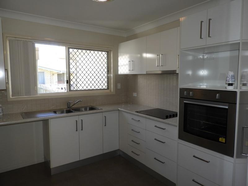 2/18 Orsova Terrace, Caloundra QLD 4551