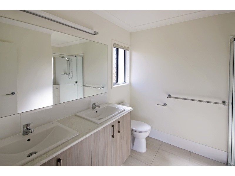 13 Promontory Street, Birtinya QLD 4575