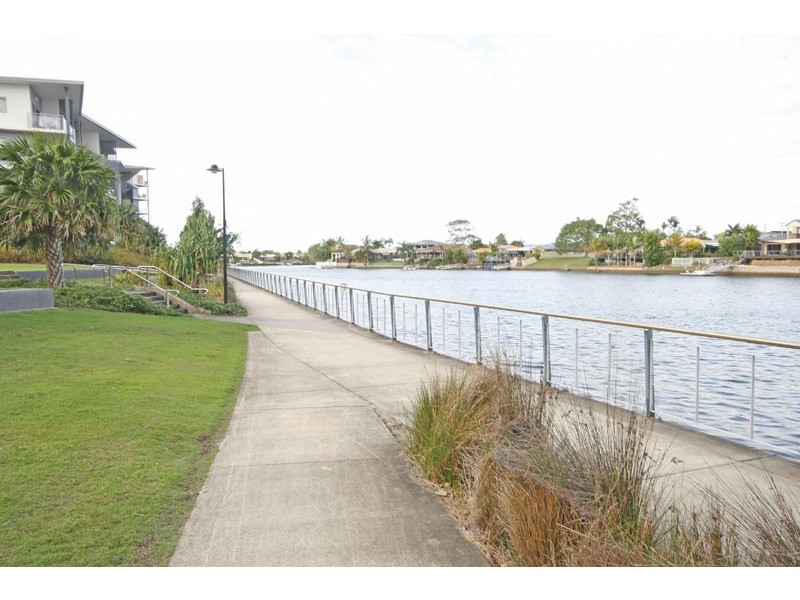 13 Promontory Street, Birtinya QLD 4575
