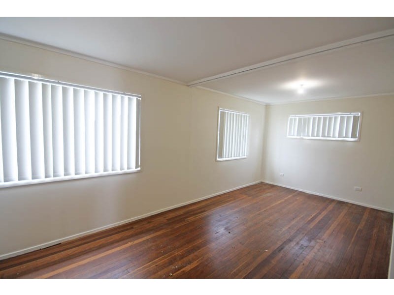 11 West Terrace, Caloundra QLD 4551