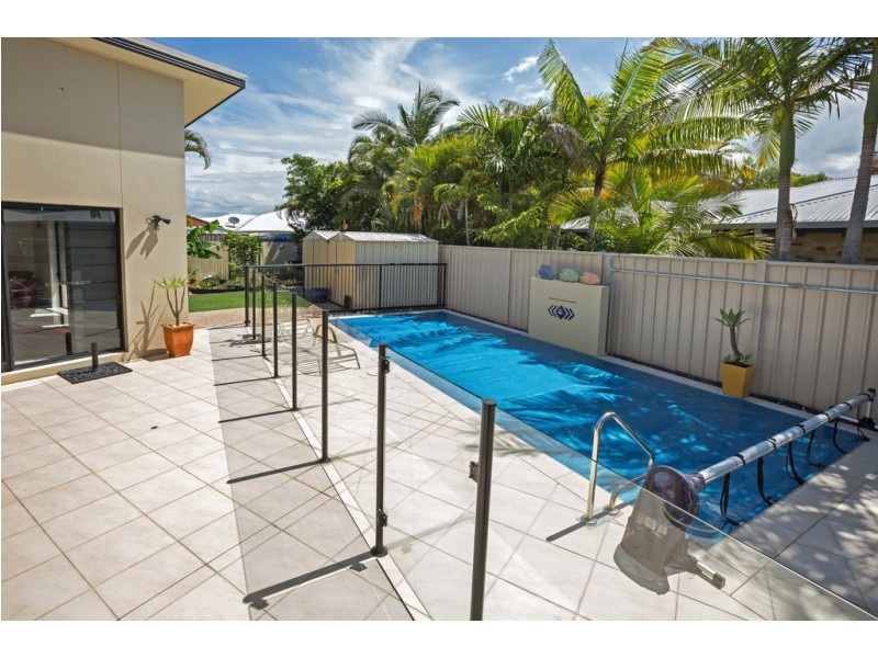 2 Maloney Place, Pelican Waters QLD 4551