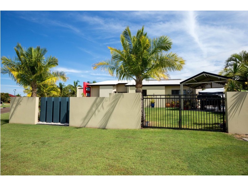 2 Maloney Place, Pelican Waters QLD 4551