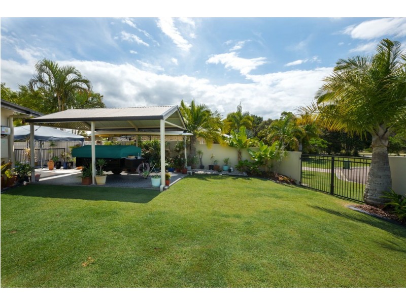 2 Maloney Place, Pelican Waters QLD 4551