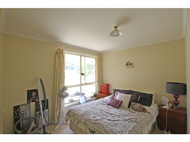 8 Ruskin Place, Aroona QLD 4551