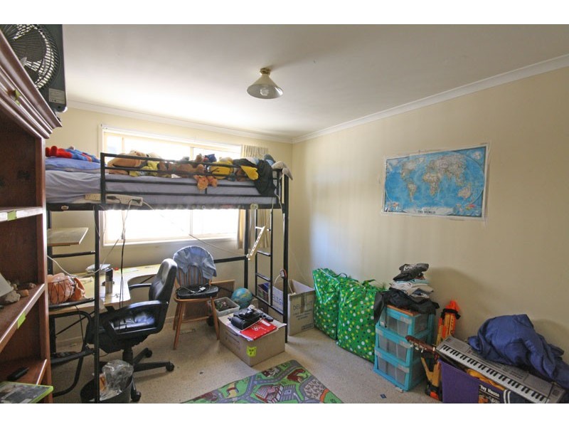 8 Ruskin Place, Aroona QLD 4551