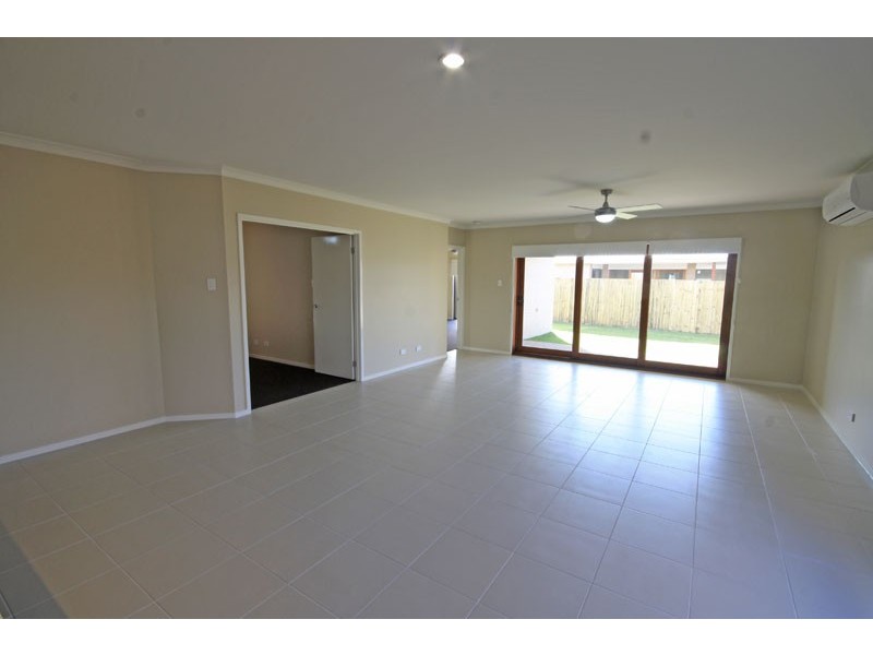 4 Golden Street, Caloundra West QLD 4551