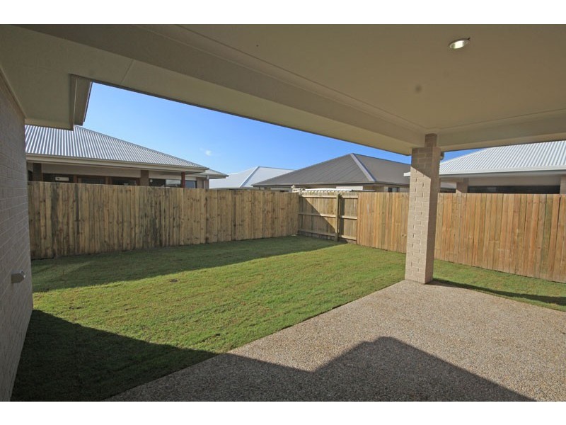 4 Golden Street, Caloundra West QLD 4551