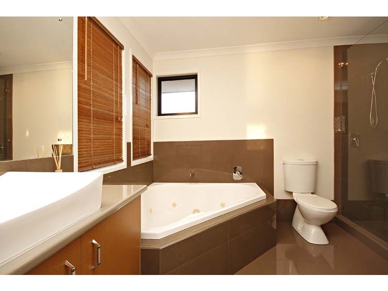 23 Godwin Pl, Pelican Waters QLD 4551