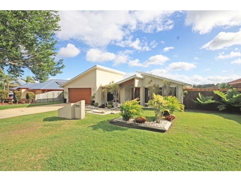 6 Burrajum Place, Caloundra West QLD 4551