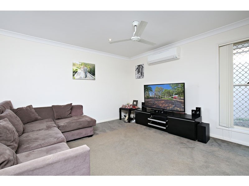 2/40 Liekefett Way – Mooshka Place, Little Mountain QLD 4551
