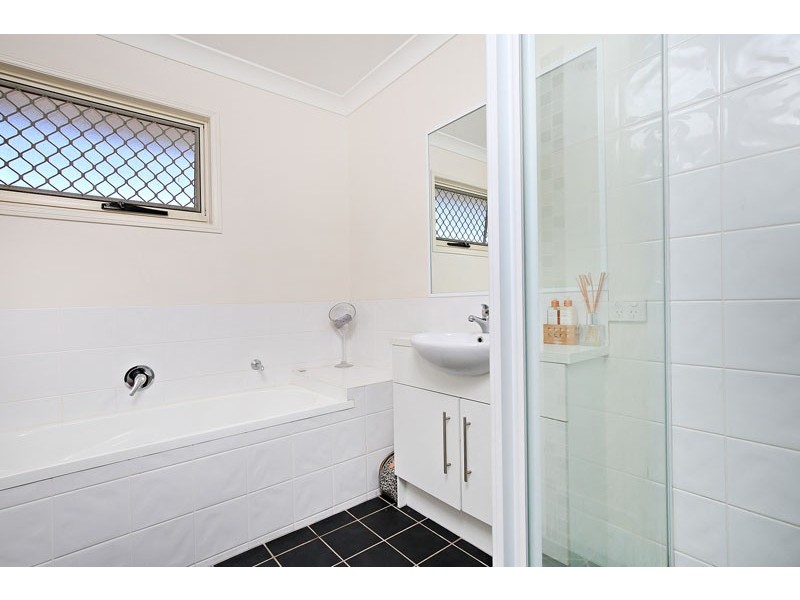 2/40 Liekefett Way – Mooshka Place, Little Mountain QLD 4551