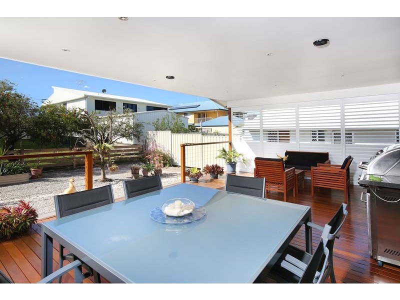 19 Coochin St, Dicky Beach QLD 4551