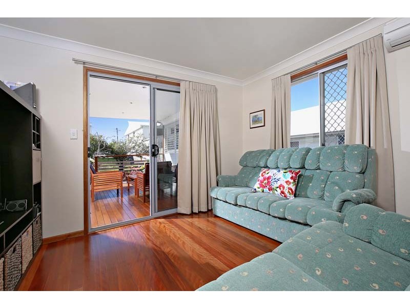 19 Coochin St, Dicky Beach QLD 4551