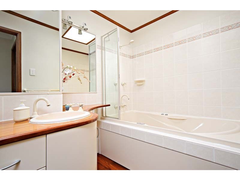 19 Coochin St, Dicky Beach QLD 4551