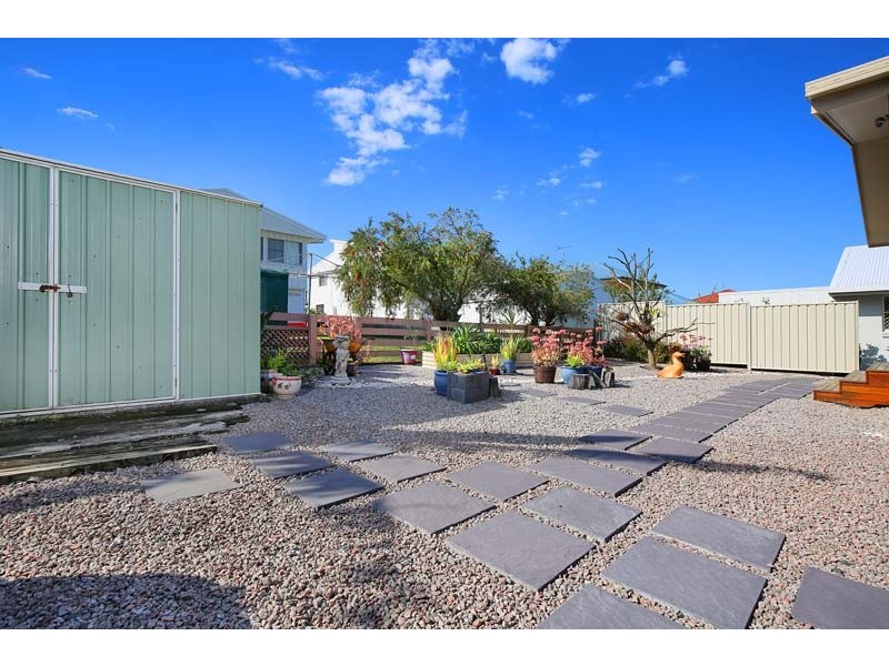 19 Coochin St, Dicky Beach QLD 4551