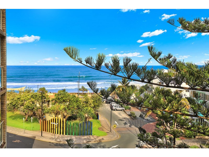 4/27 Mahia Terrace – ALINGA, Kings Beach QLD 4551