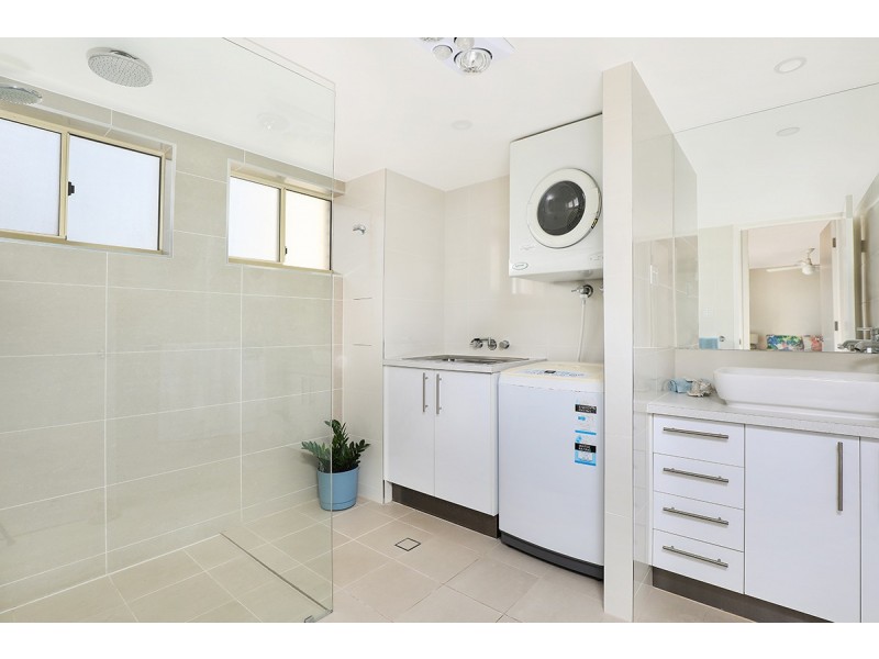 4/27 Mahia Terrace – ALINGA, Kings Beach QLD 4551