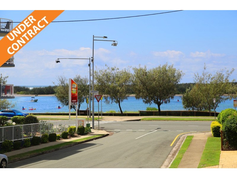 1/2 Leichhardt St – Pacific Horizon, Golden Beach QLD 4551