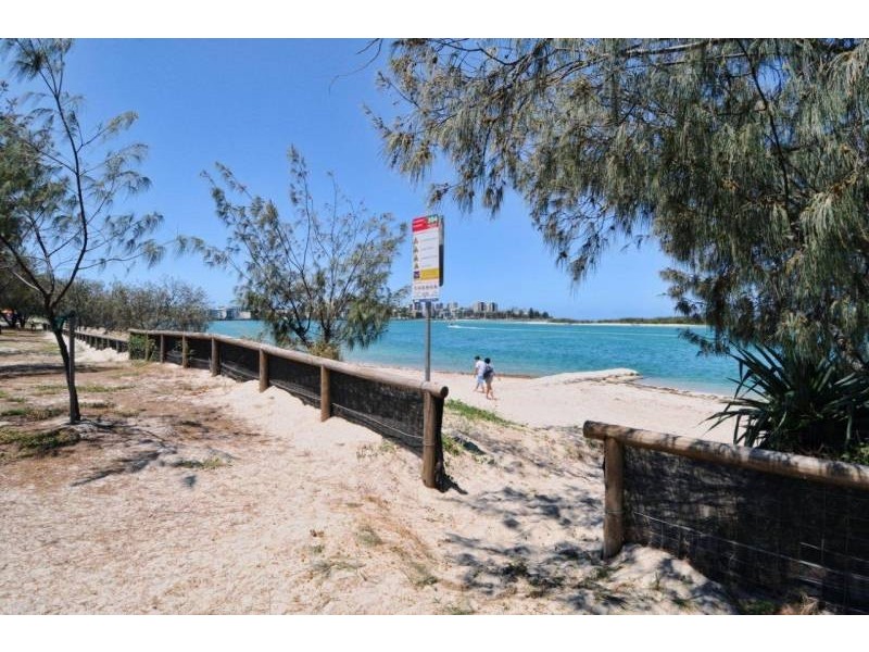 1/2 Leichhardt St – Pacific Horizon, Golden Beach QLD 4551