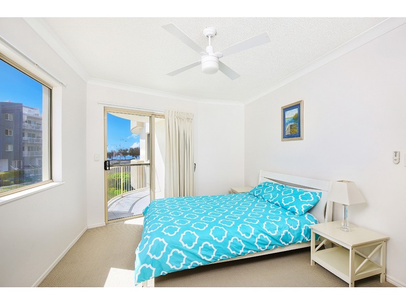 1/2 Leichhardt St – Pacific Horizon, Golden Beach QLD 4551