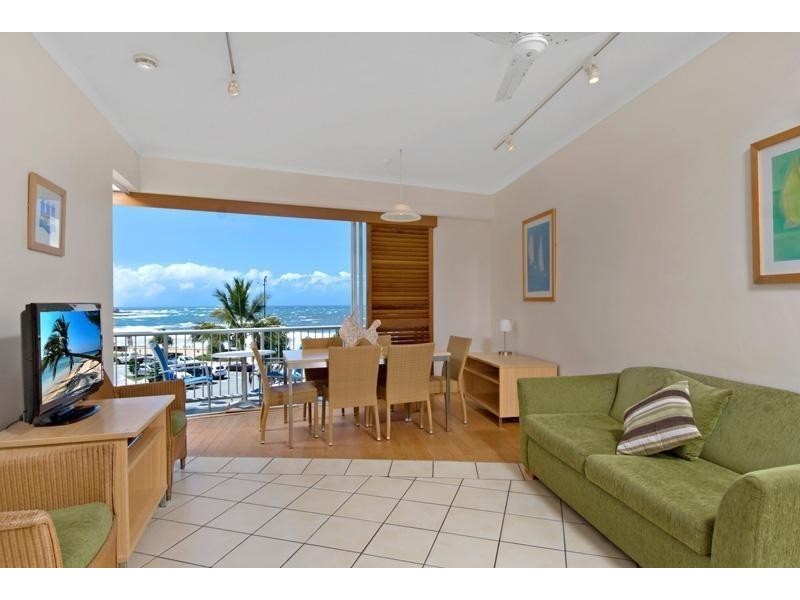 54/8 Levuka Av – Rolling Surf, Kings Beach QLD 4551