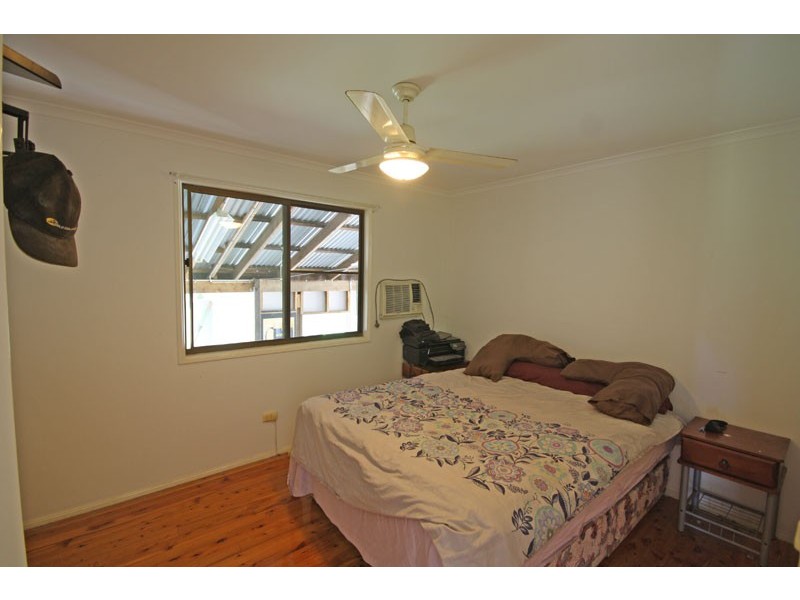 13 The Esplanade, Coochin Creek QLD 4519