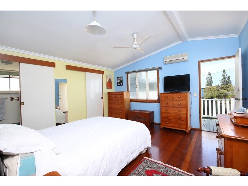 25 Ann St, Dicky Beach QLD 4551