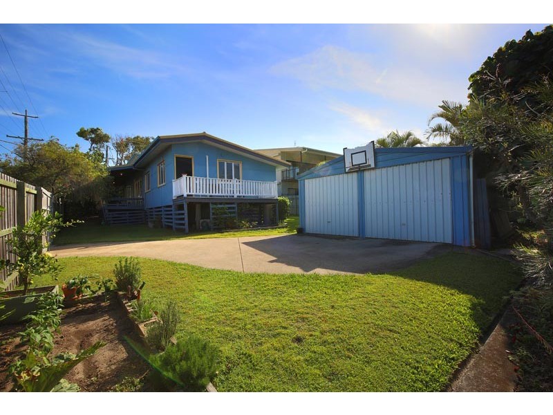 25 Ann St, Dicky Beach QLD 4551