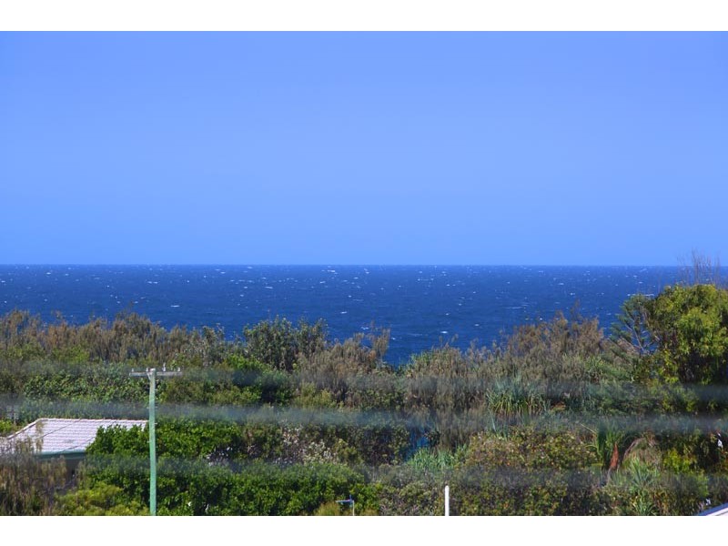 25 Ann St, Dicky Beach QLD 4551