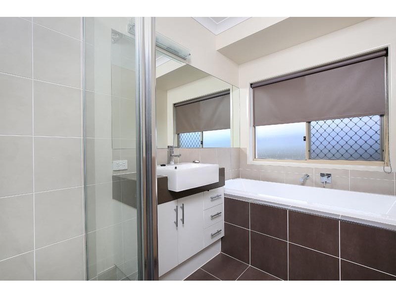 20 Rapanea St, Meridan Plains QLD 4551