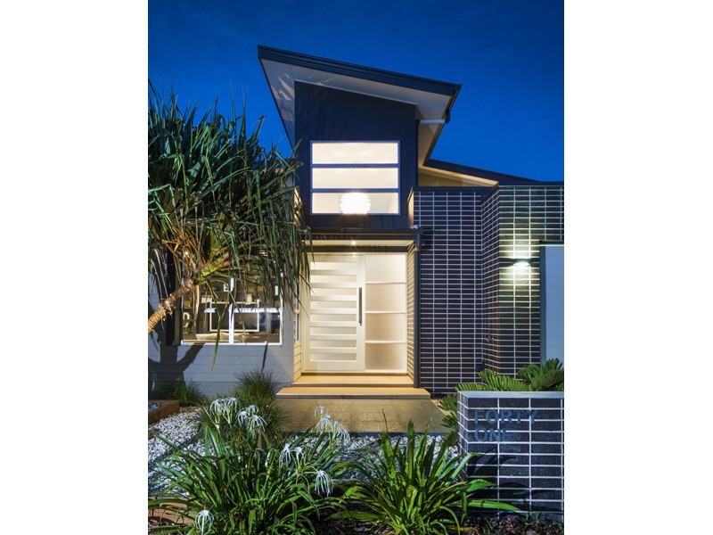 41 Dicky Beach Cl, Dicky Beach QLD 4551