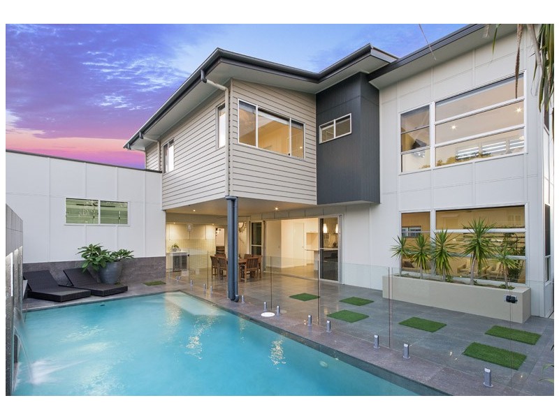 41 Dicky Beach Cl, Dicky Beach QLD 4551