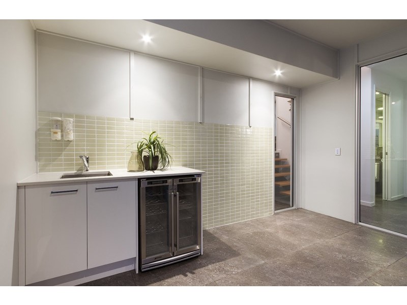 41 Dicky Beach Cl, Dicky Beach QLD 4551